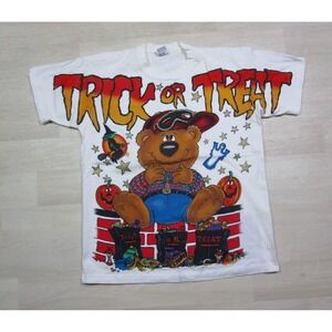Vintage Halloween AOP T Shirt (L) 1990's Trick or Treat Ghost Witch Bear Pumpkin